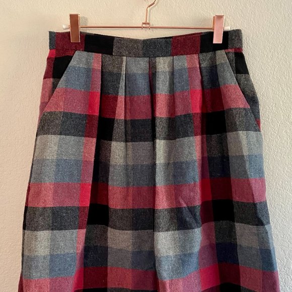 Wool Plaid Mini Skirt - Picture 5 of 7